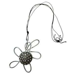 Silver Wire Daisy Floral Chunky Necklace